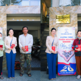 Nha Khoa Việt Hàn thực thiện trách nhiệm cộng đồng, mang cái Tết ấm áp hơn đến những hoàn cảnh khó khăn.